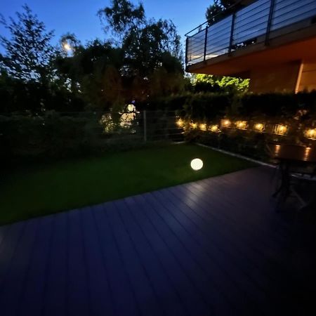 Apartament Z Garazem I Ogrodem 코워브제크 외부 사진