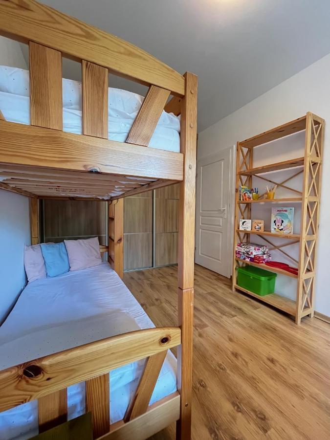 Apartament Z Garazem I Ogrodem 코워브제크 외부 사진
